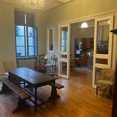 Nocleg ze śniadaniem Maison Gally Historic Luxury *