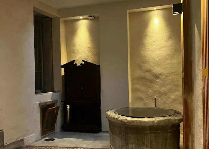 Maison Gally Historic Luxury Bed and breakfast